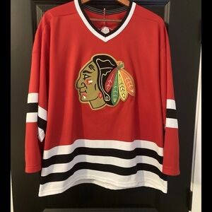 CCM Mens large red chicago Blackhawks nhl hockey Jersey embroidered no name